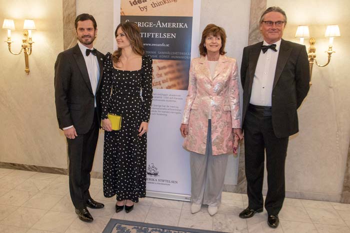 carl philip och sofia på tjusig galatillställning 1 Carl Philip och Sofia på tjusig galatillställning