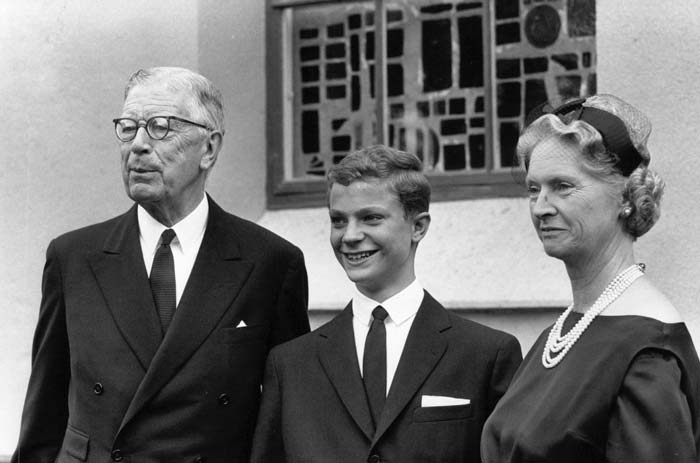 9 underbara bilder på kung Carl Gustaf som barn