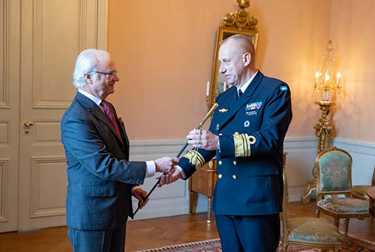 Kungens trevliga möte med överkommendanten