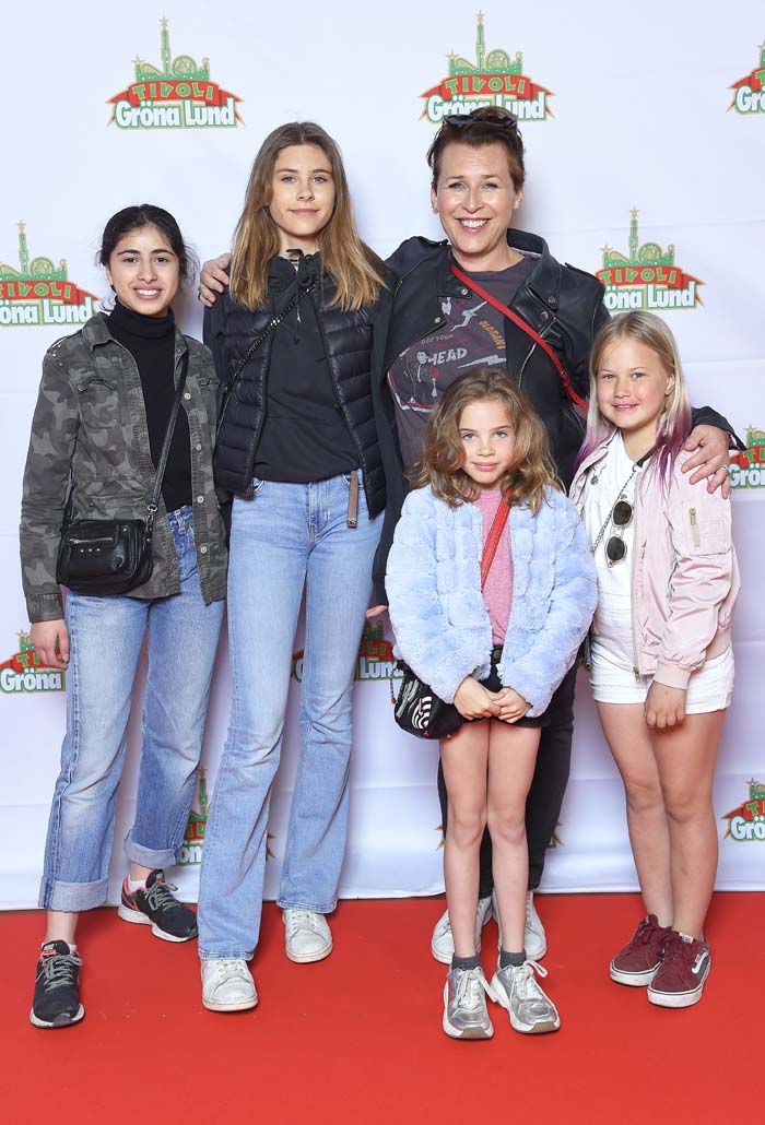 Prinsessan Madeleines bästisar på Gröna Lund-premiären
