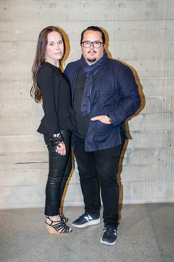 prins carl philips kollega minglade på konstinvigning 8 Prins Carl Philips kollega minglade på konstinvigning