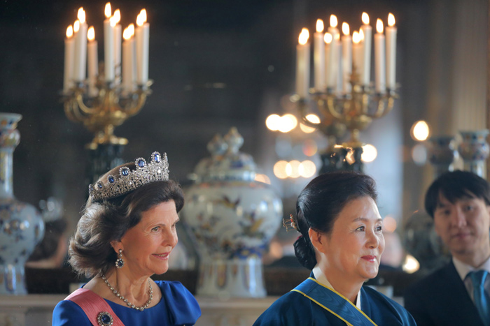 gnistrande prinsessor på slottets stora galamiddag 5 Gnistrande prinsessor på slottets stora galamiddag