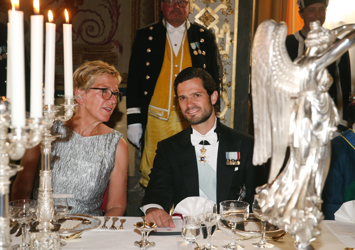 gnistrande prinsessor på slottets stora galamiddag 3 Gnistrande prinsessor på slottets stora galamiddag