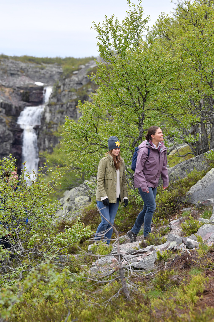 sofias och victorias härliga resa tillsammans 3 Sofias och Victorias härliga resa tillsammans