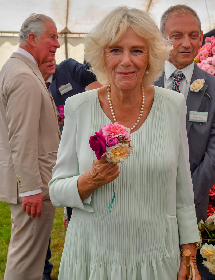 L-attjo blomutställning med prins Charles och Camilla