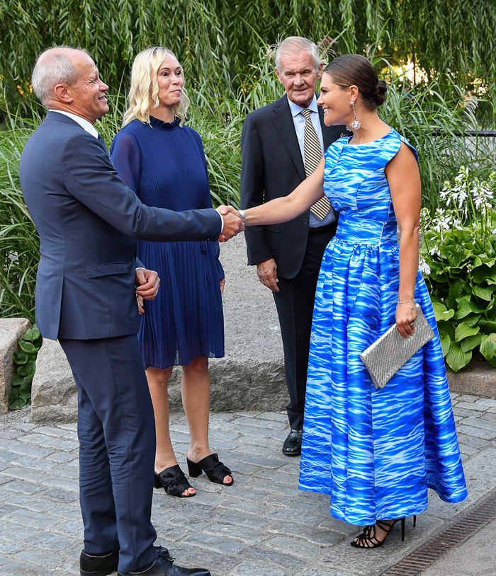 Victorias fina succéklänning på Junior Water Prize