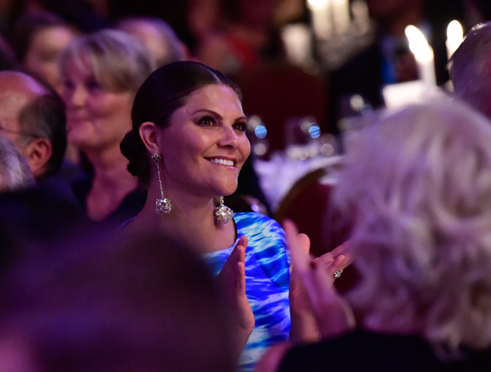 Victorias fina succéklänning på Junior Water Prize