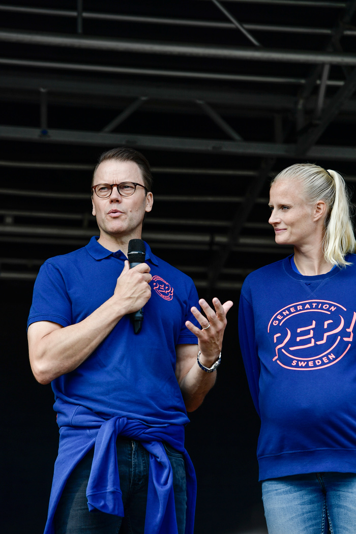 Victoria och barnen på härlig utflykt i Hagaparken