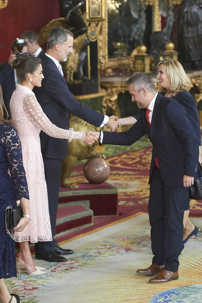 Pampig nationaldag med Felipe och vackra Letizia