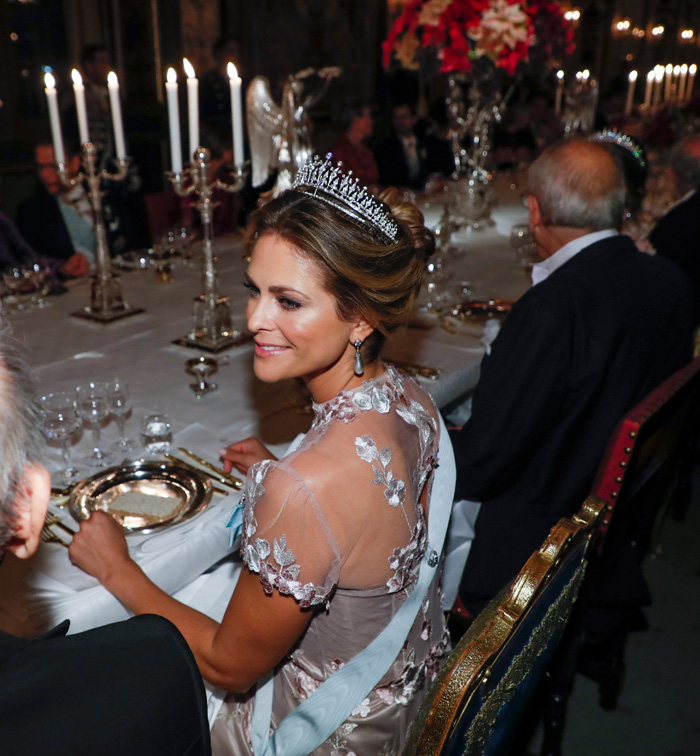 Glamour på kungamiddagen för Nobelpristagarna