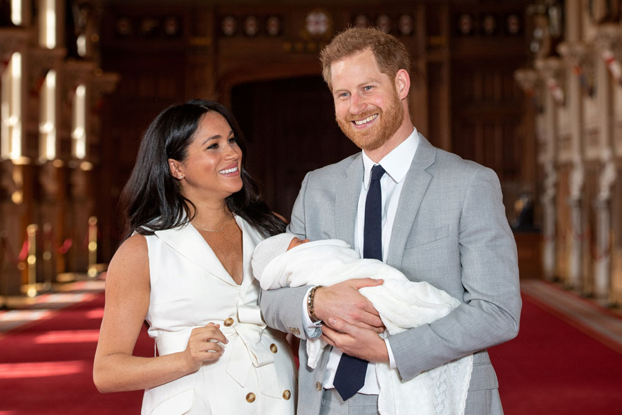 Kungahuset öppnar famnen för Meghan och Harry igen