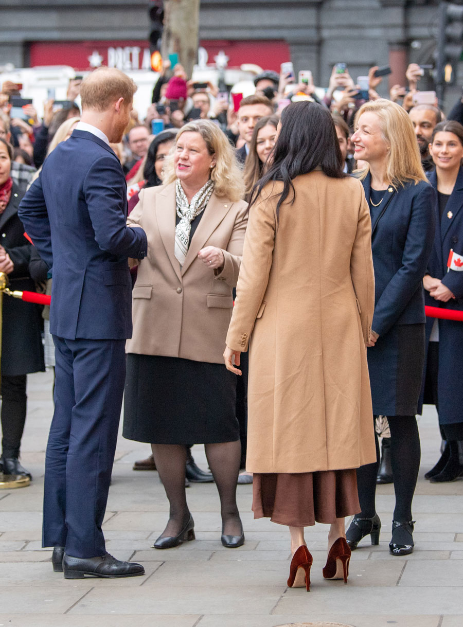 Meghan och Harry sparkar all sin personal vid hovet