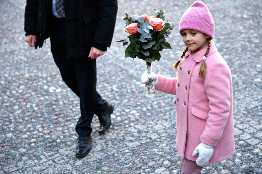 Victorias vågade beslut efter smittan på Estelles skola