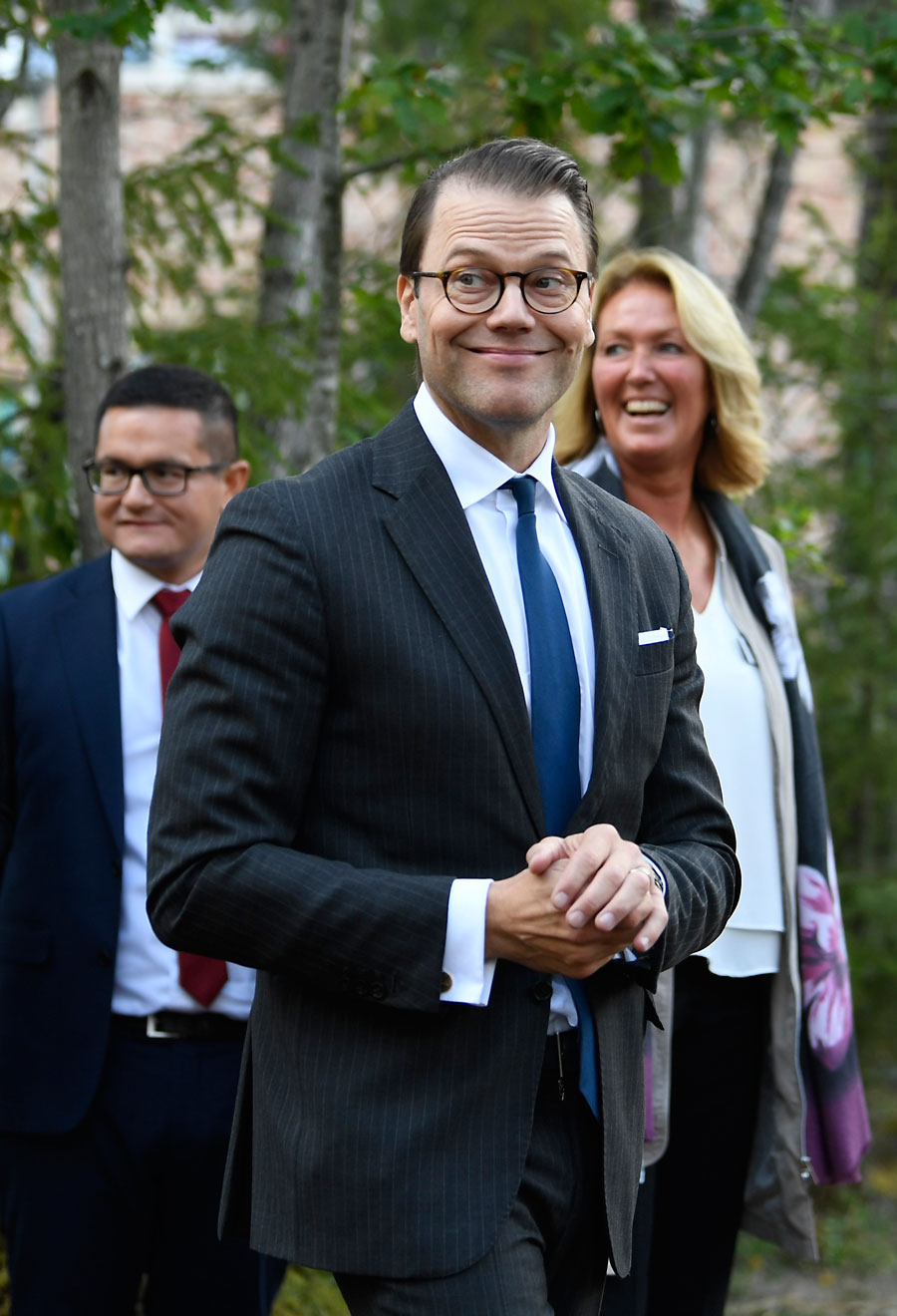 Gott i helgen: Prins Daniel imponerar med falukorven