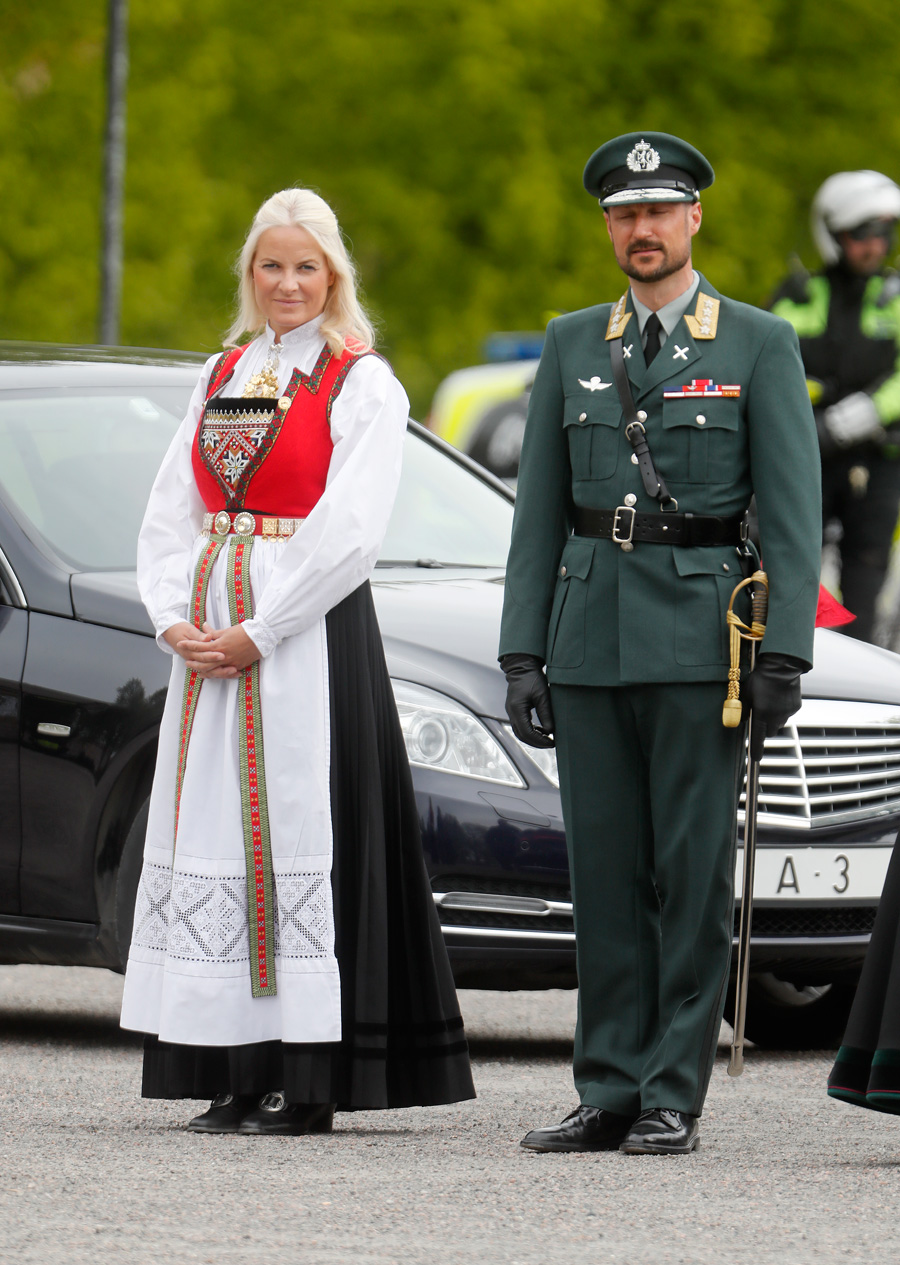 Mette-Marit bryter karantänen – norrmännen jublar