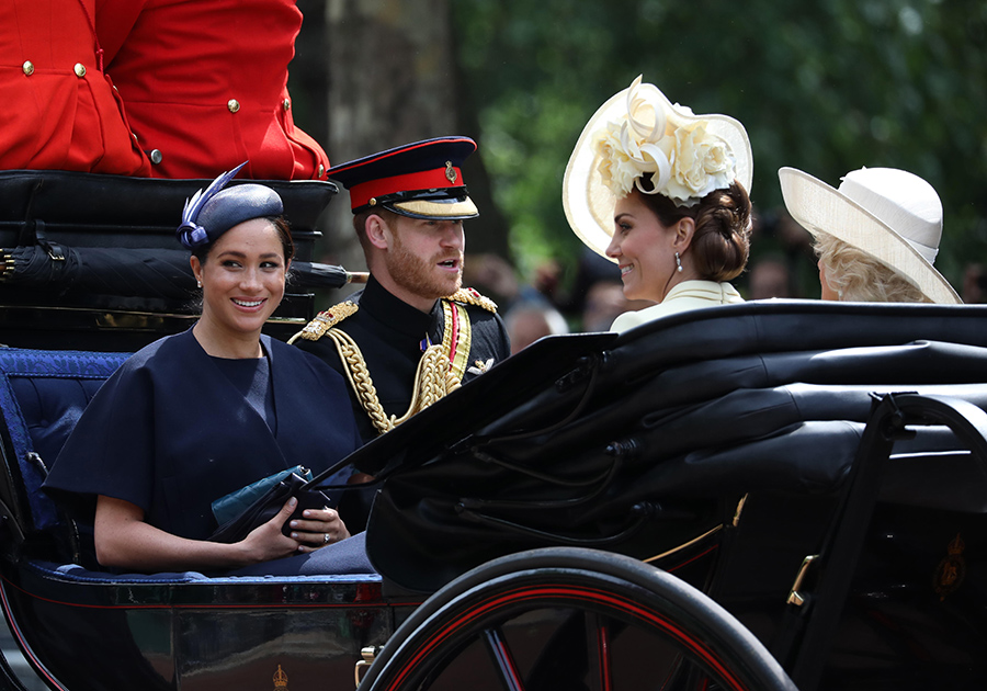 Hertiginnan Kate anklagas för mobbning av Meghan