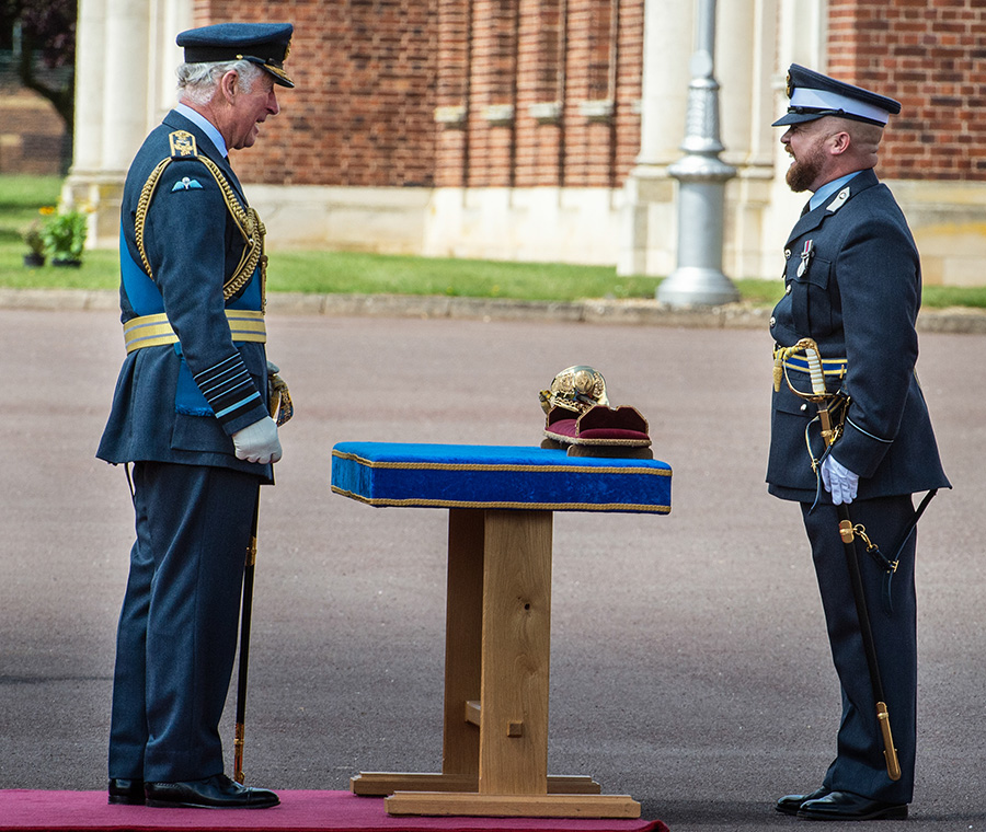 Prins Charles härliga dag på jobbet – en sån ceremoni