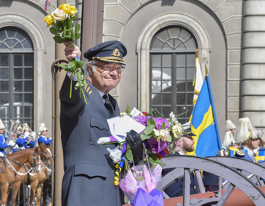 Kungens egna ord efter hjärtoperationen: "Är sliten"