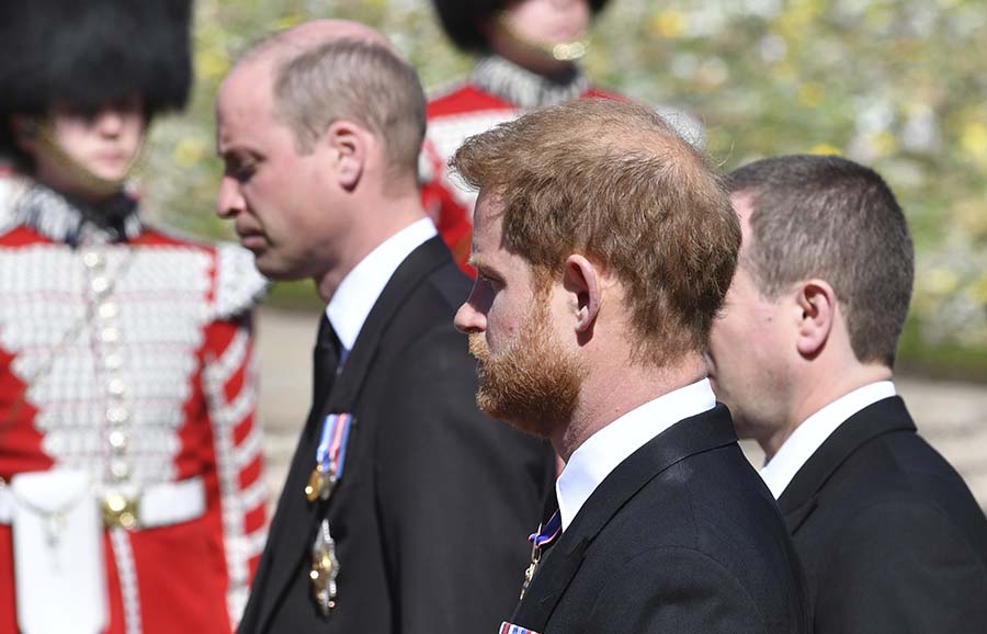 Prins Williams och Harrys efterlängtade försoning