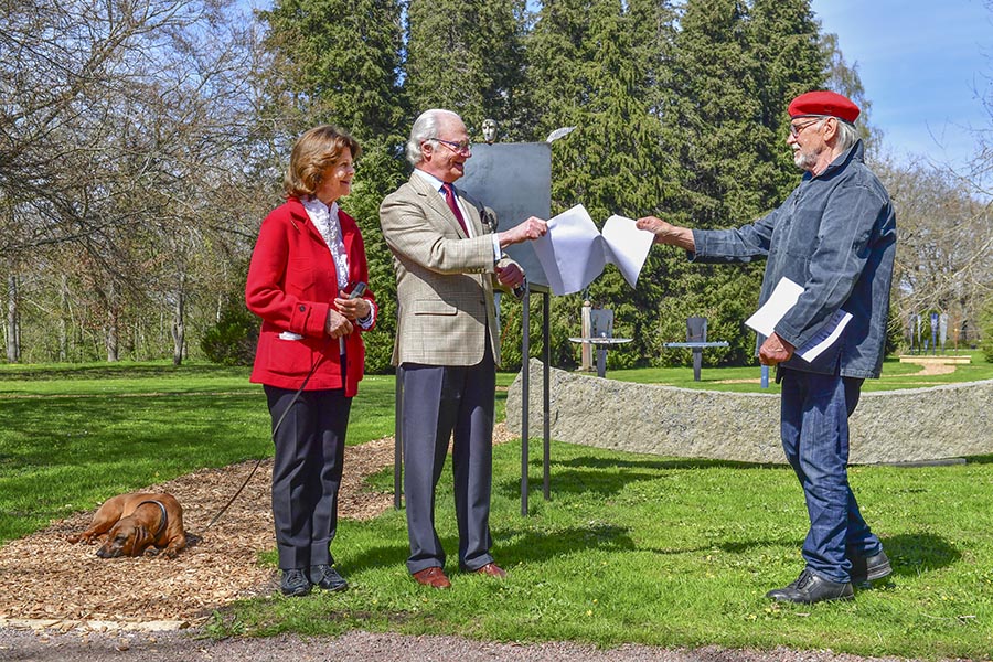 Här börjar Silvia och kungens sommar på Solliden