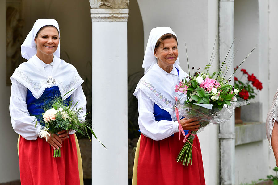 Strålande glad Victoria prisade "Årets ölänning" på Solliden