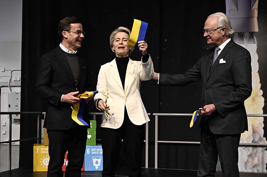 Kungens raketmöte med kända astronauterna i fjällen