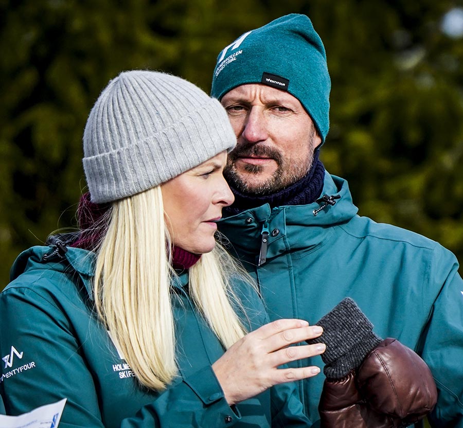 Mette-Marit och Haakon i rejält blåsväder efter grannbråk