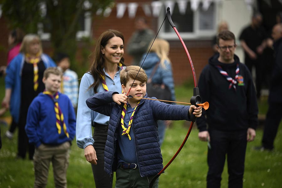 Prins Williams härliga dag med kungabarnen i naturen