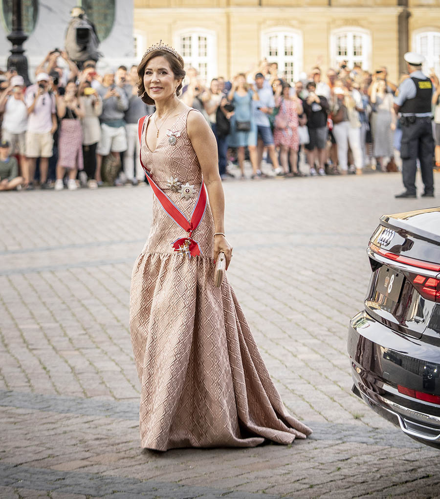 Drottning Margrethes pampiga kungamiddag i Köpenhamn