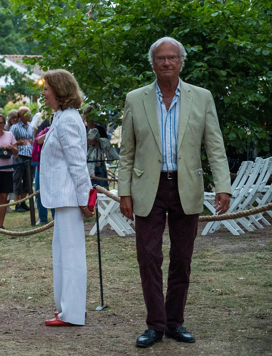 Kungen och drottning Silvias soliga semester i Saint-Tropez