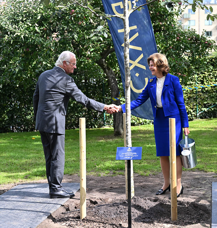 Kungen och Silvia på festligt länsbesök i Halland
