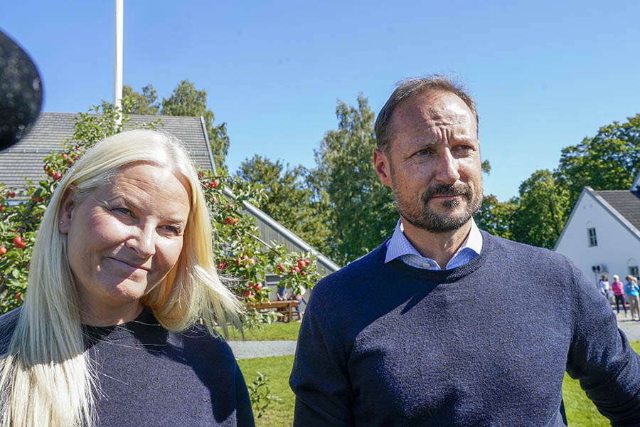 Därför missar Mette-Marit kungens stora fest i Stockholm