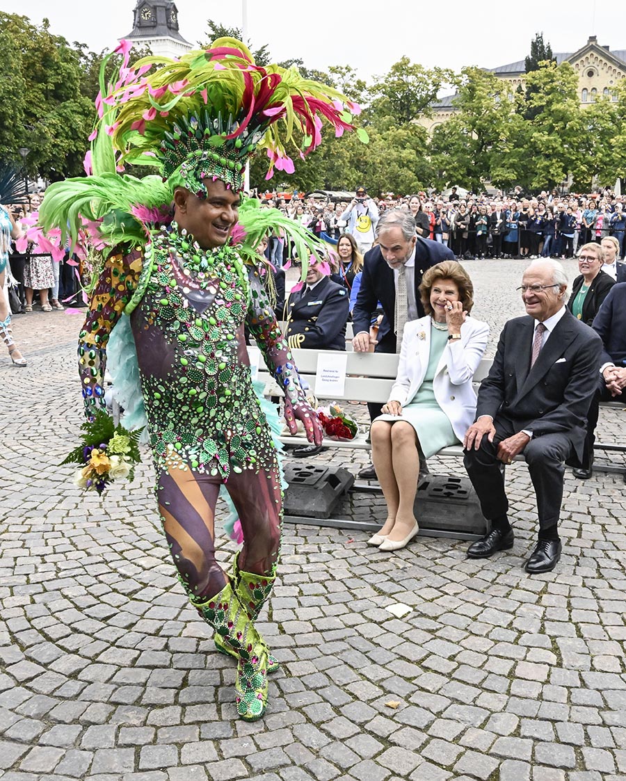 Silvia helt häpen när kändismannen showade loss