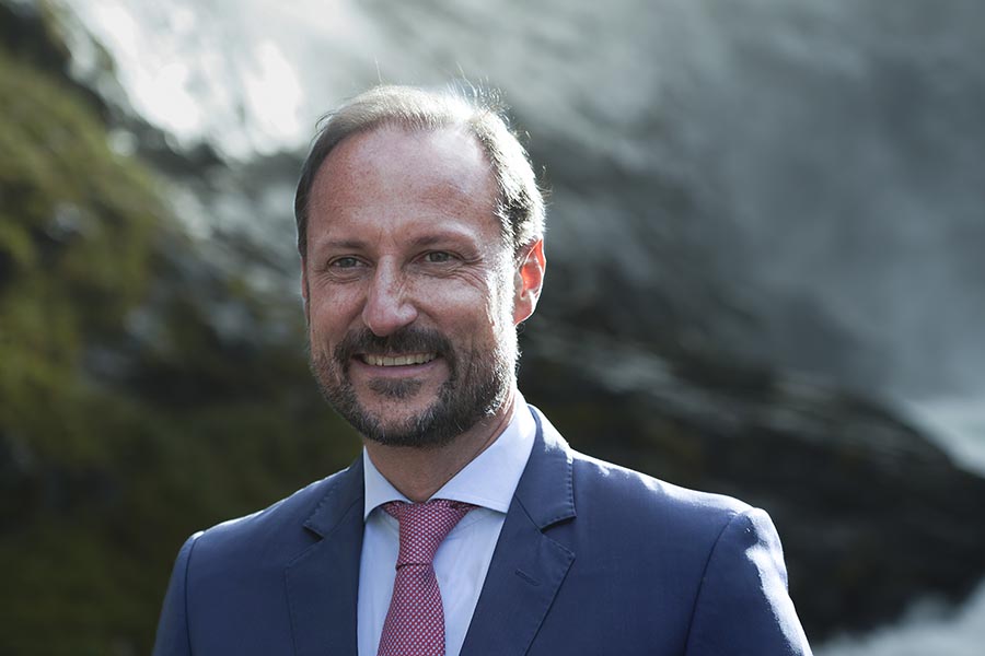 kronprins haakon möttes av jubel på resan utan mette-marit 2 Kronprins Haakon möttes av jubel på resan utan Mette-Marit