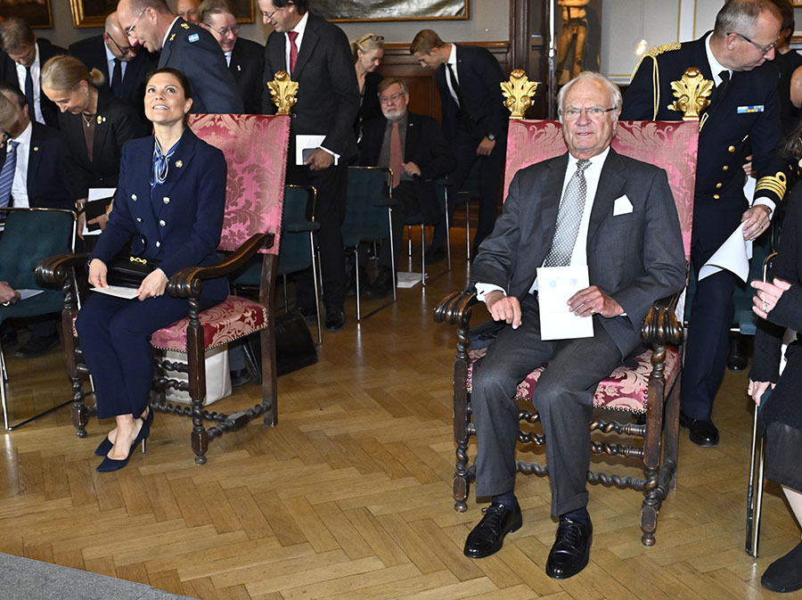 victoria och kungen hade skoj på kungligt konstuppdrag 4 Victoria och kungen hade skoj på kungligt konstuppdrag