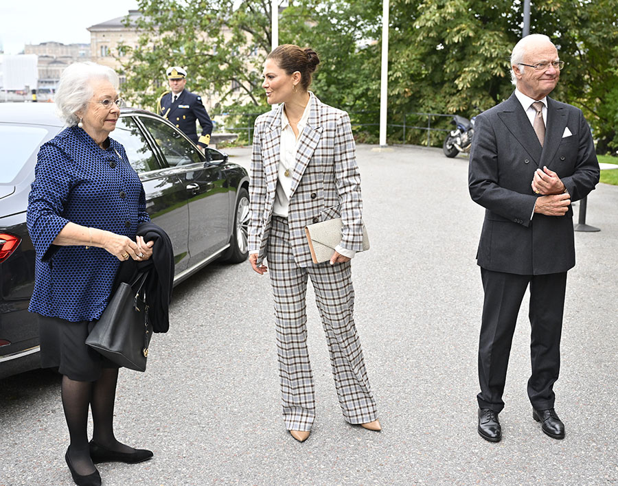 Victorias fina återförening med prinsessan Christina