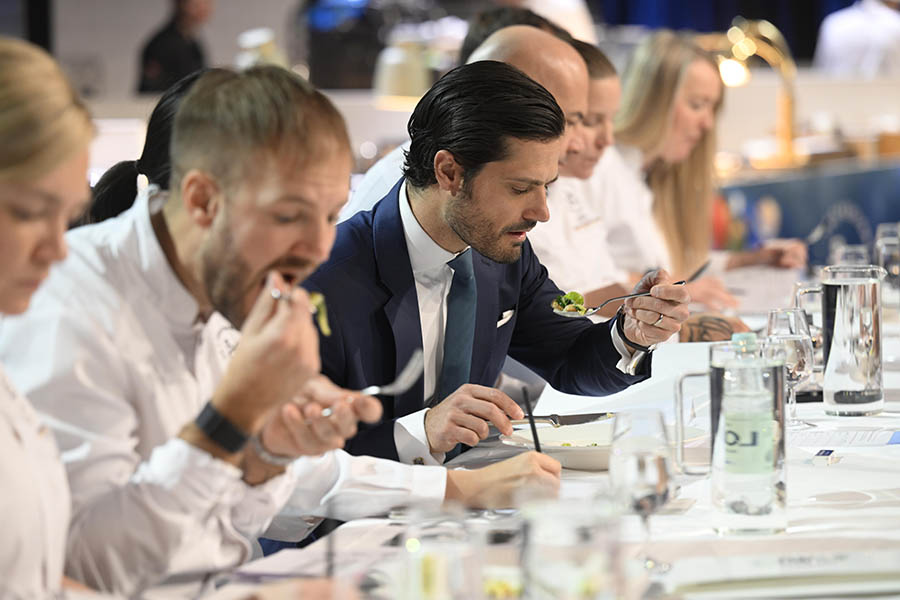 Prins Carl Philip utsåg Årets kock under tv-sända galan