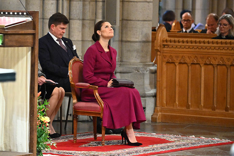 moderiktig victoria på pampigt uppdrag i uppsala domkyrka 6 Moderiktig Victoria på pampigt uppdrag i Uppsala domkyrka