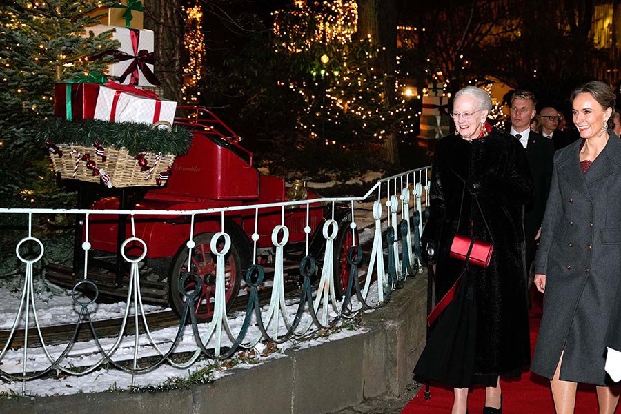 Drottning Margrethes glädje på premiären av "Snödrottningen"