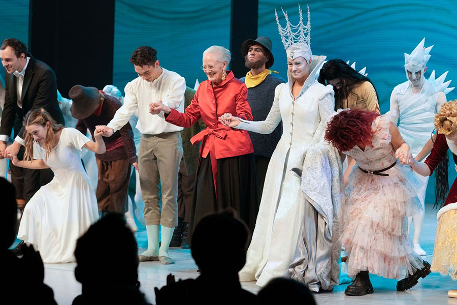 Drottning Margrethes glädje på premiären av "Snödrottningen"