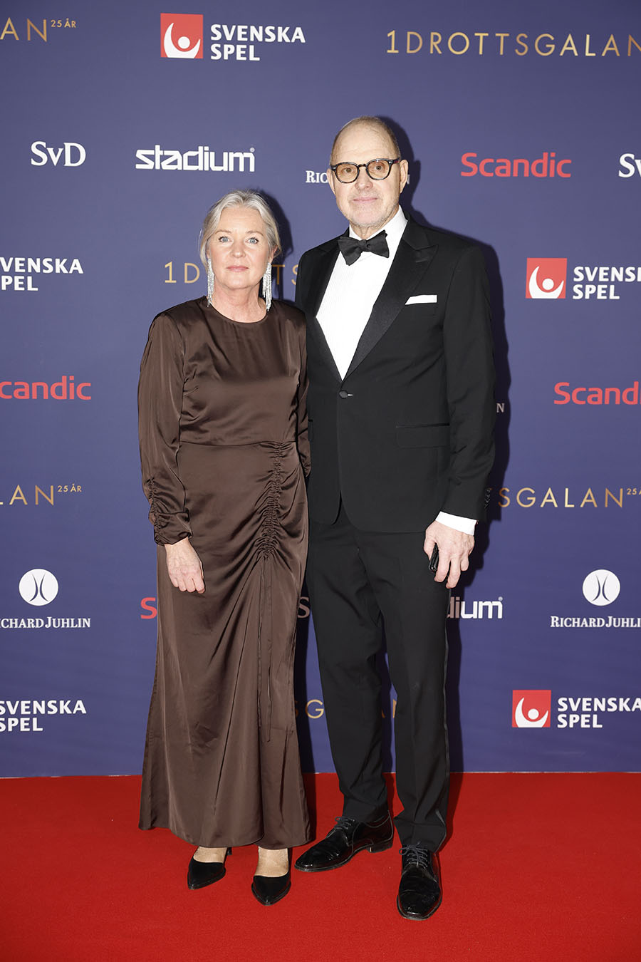 Kändisarna trängdes på vimlet under festliga "Idrottsgalan"