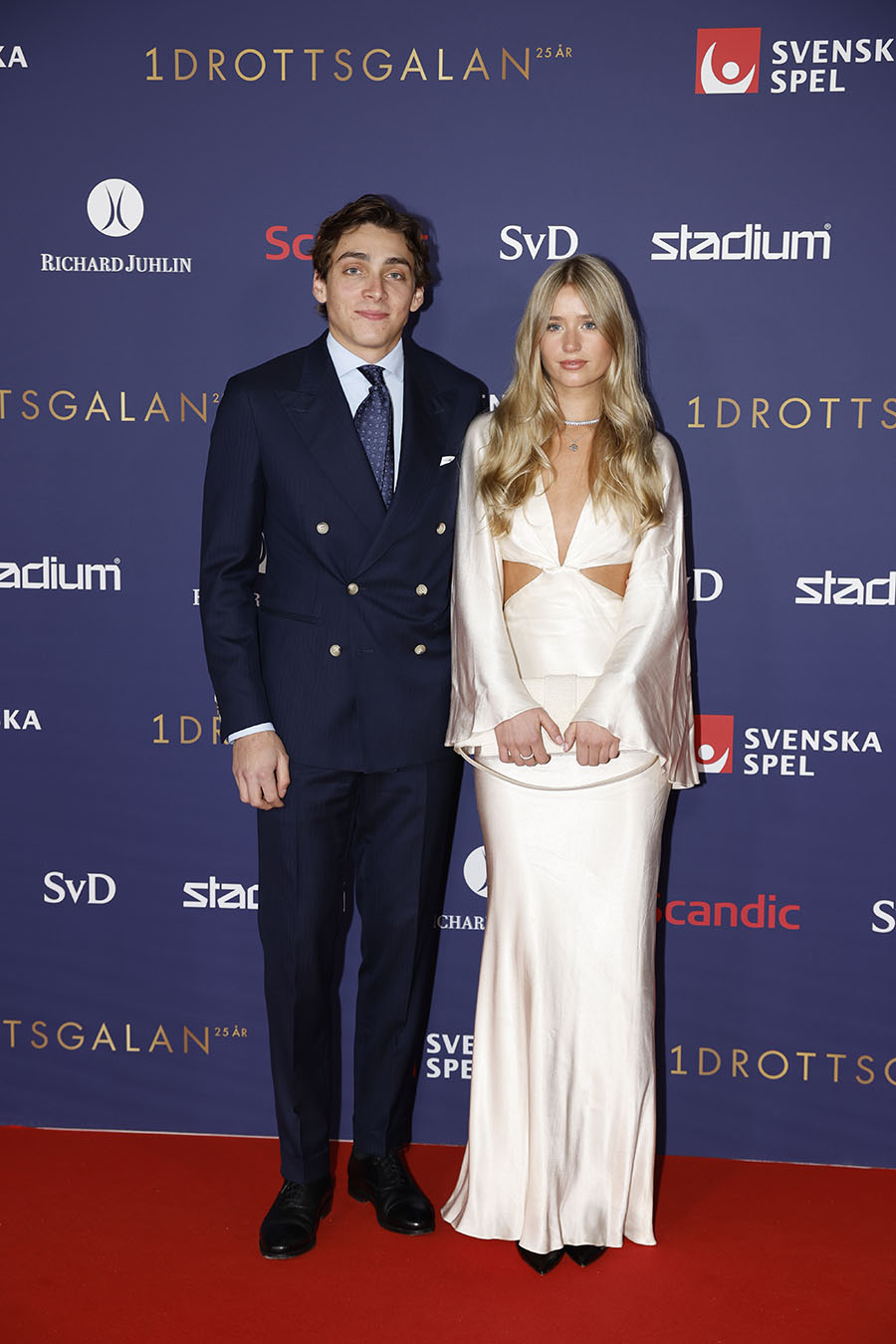 Kändisarna trängdes på vimlet under festliga "Idrottsgalan"