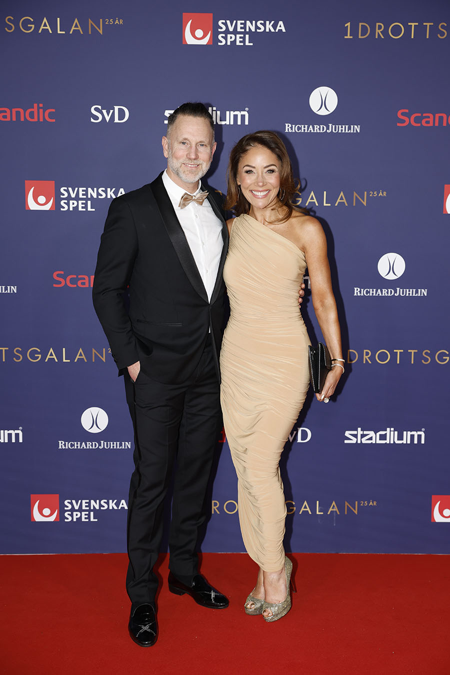 Kändisarna trängdes på vimlet under festliga "Idrottsgalan"