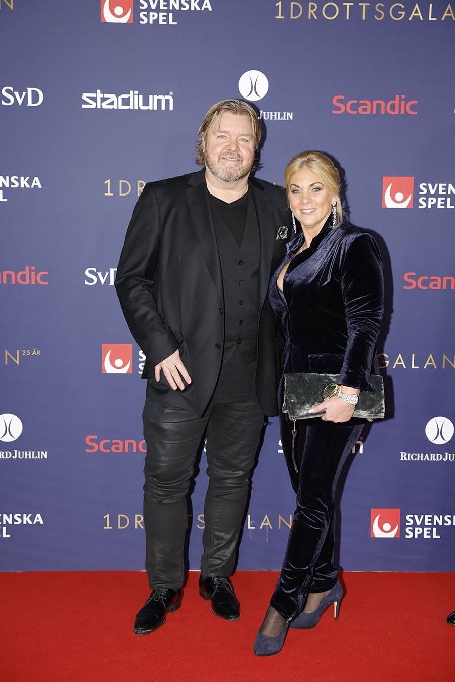 Kändisarna trängdes på vimlet under festliga "Idrottsgalan"