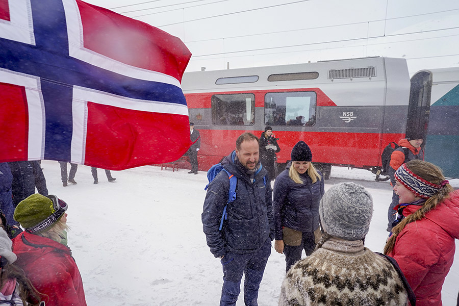 drama i fjällen: här räddas kronprins haakon från snöraset 1 Drama i fjällen: Här räddas kronprins Haakon från snöraset