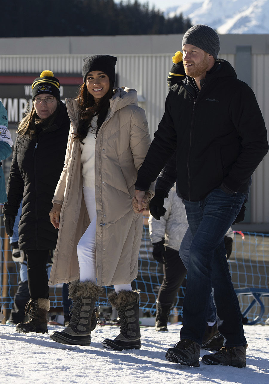 efter kritiken: här skrattar och ler prins harry och meghan 2 Efter kritiken: Här skrattar och ler prins Harry och Meghan