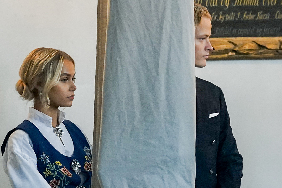 bomben: exet om mette-marits son: "han misshandlade mig" 2 Bomben: Exet om Mette-Marits son: "Han misshandlade mig"