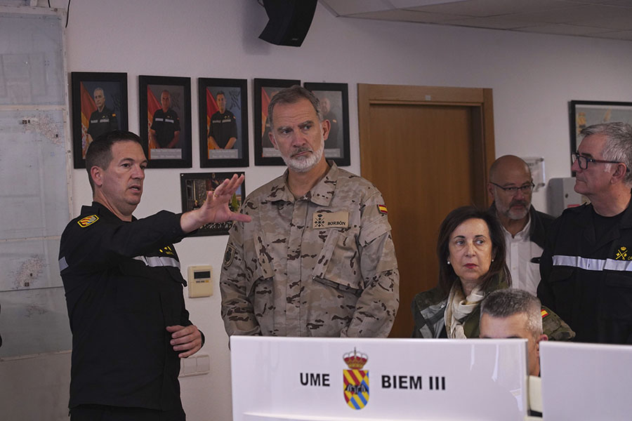 kung felipes comeback efter attacken – återvände med militär 5 Kung Felipes comeback efter attacken – återvände med militär